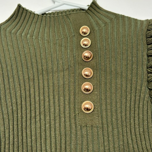 Forest green sweater - Picture 2 of 6